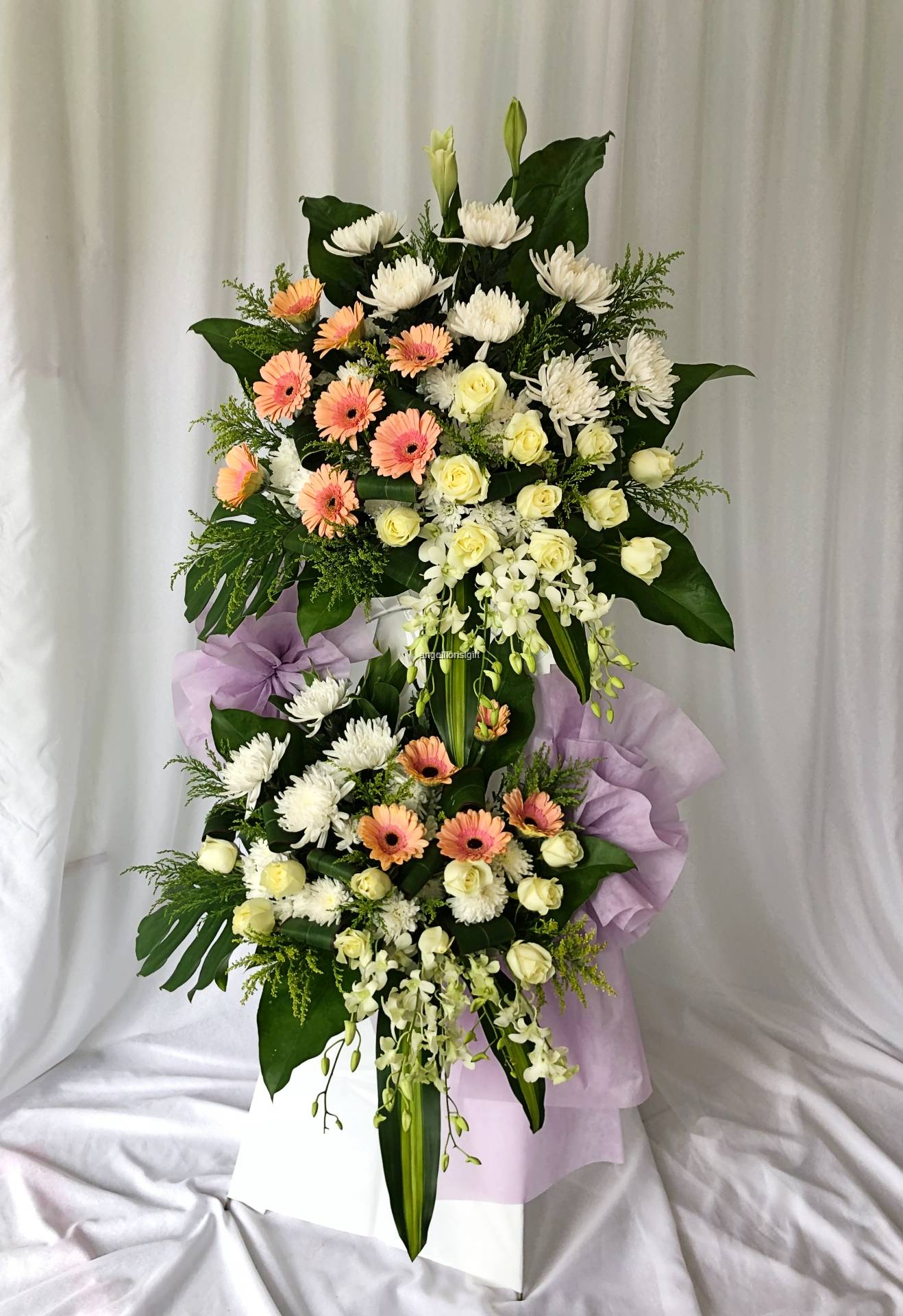 Condolence flower stand