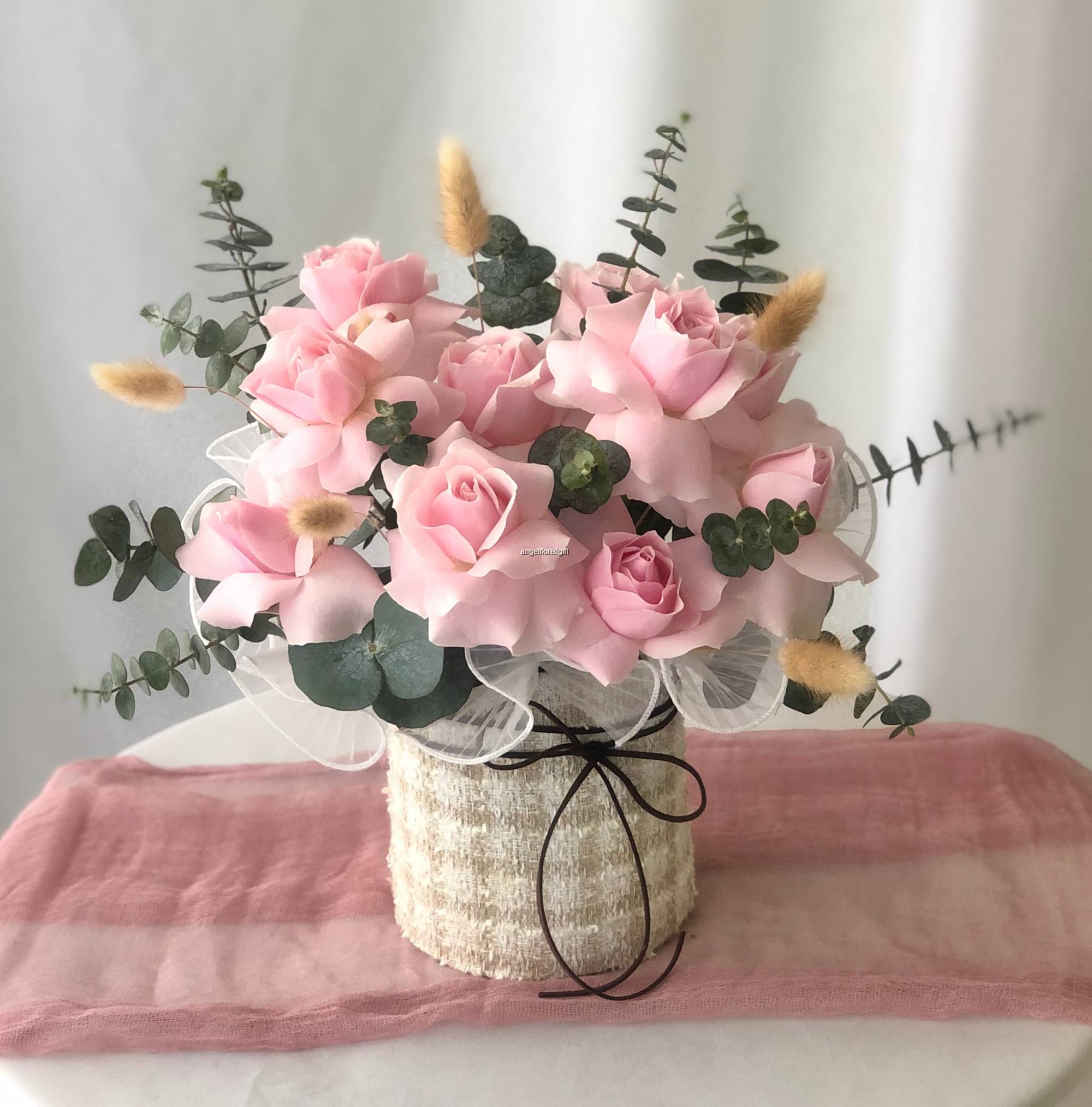 Emma Pink Roses Hat Box Bouquet