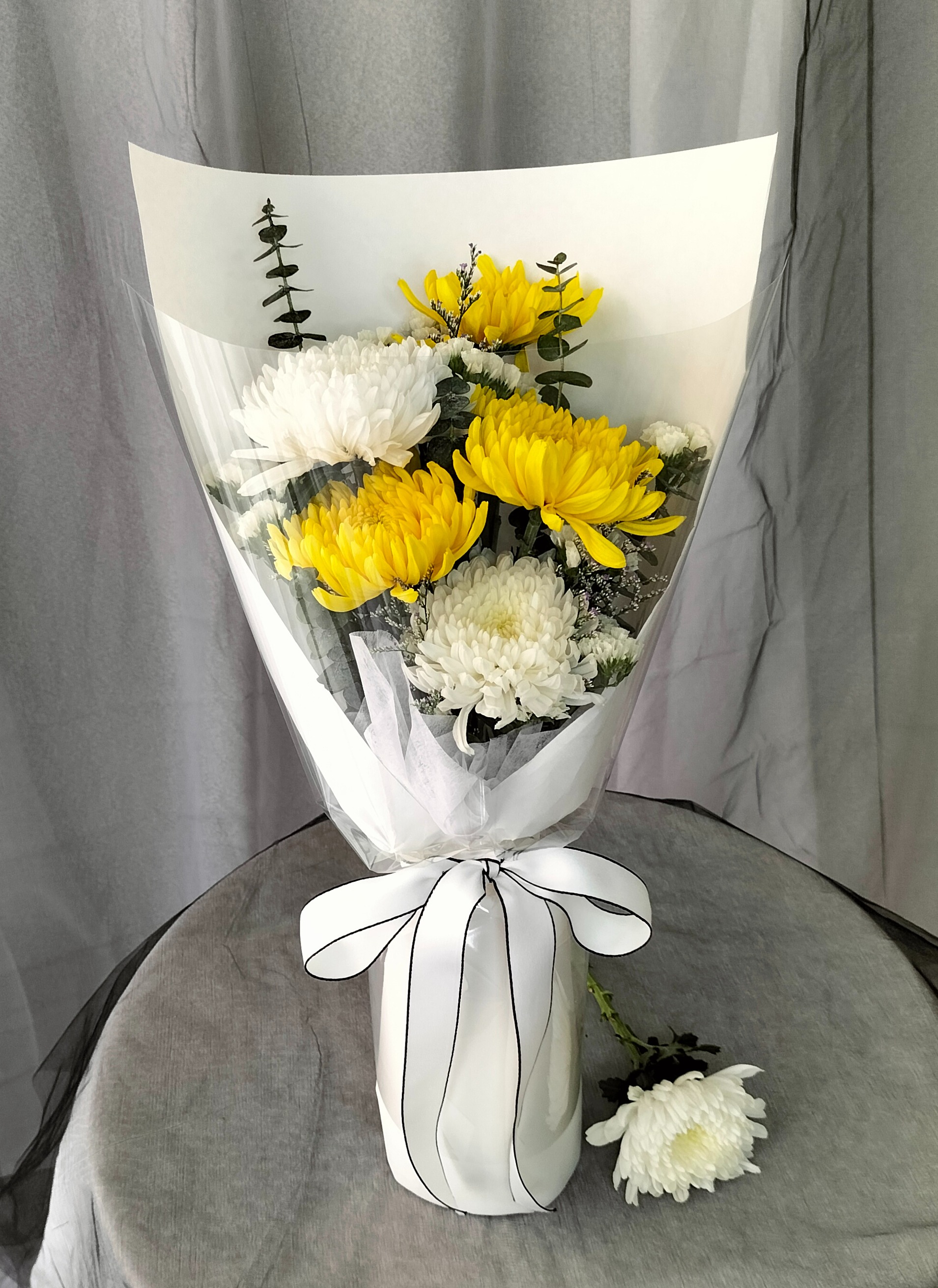 Kiku Chrysanthemum Bouquet