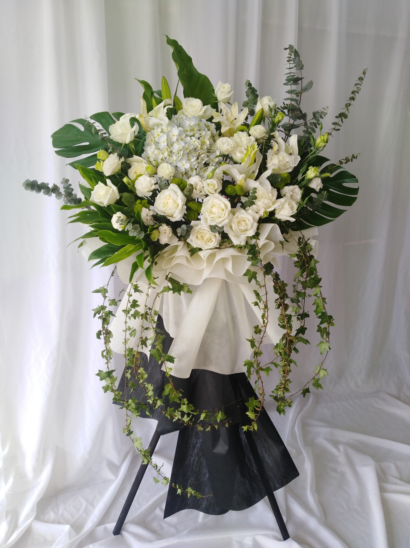 Condolence Wreath and Stand